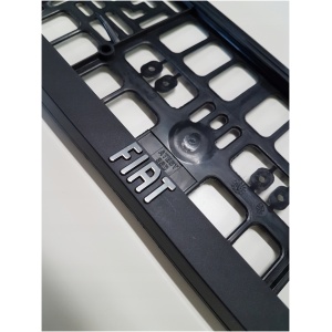 3D SKILTPLATE RAMME FIAT - SVART, HOLDBAR OG ELEGANT